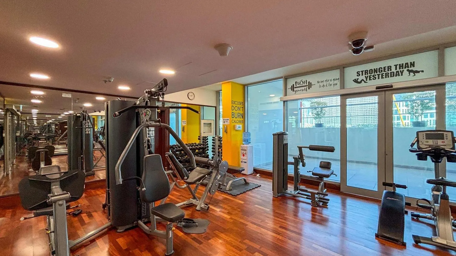 Apartment Frank Porter - Fairview Residency Dubai