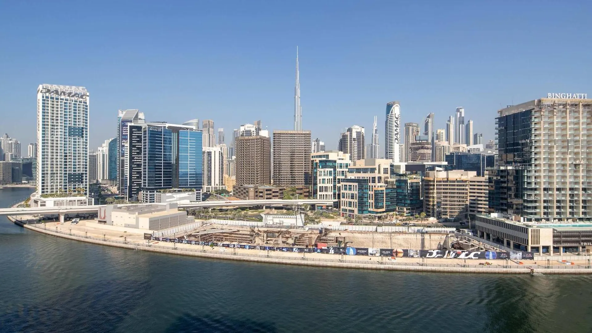 Frank Porter - Fairview Residency Dubai