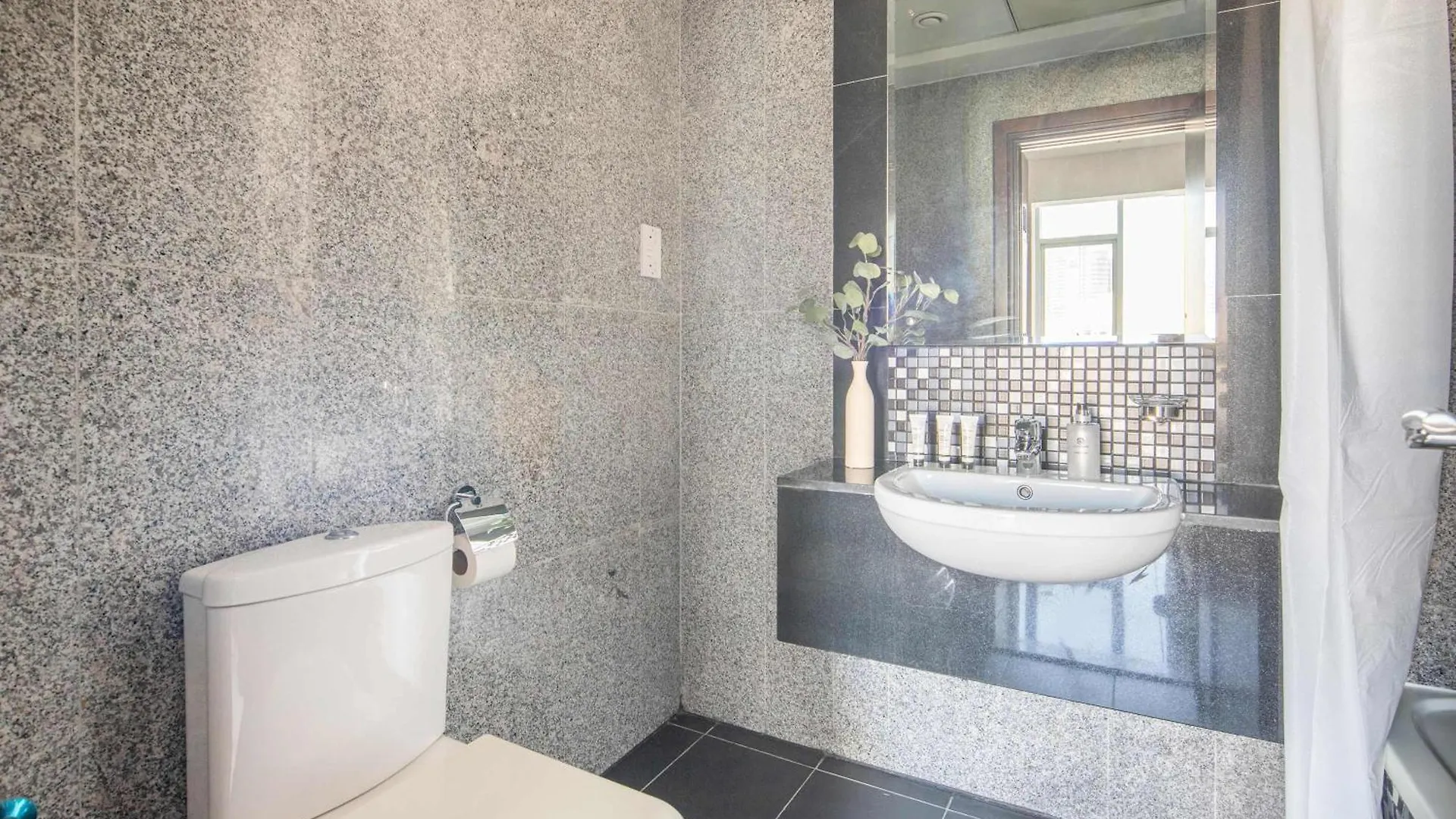 Frank Porter - Fairview Residency Dubai 0*,  United Arab Emirates